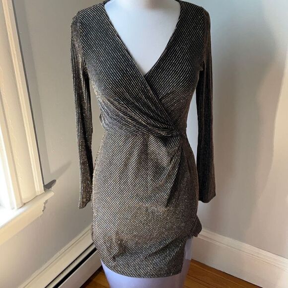 Francesca’s Glitter Mi Ami Knot Waist Long Sleeve Dress, Medium. Black Silver - Picture 9 of 12